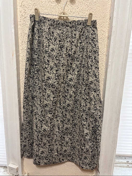 Dresses & Skirts - handmade modest long black and white skirt with slit
